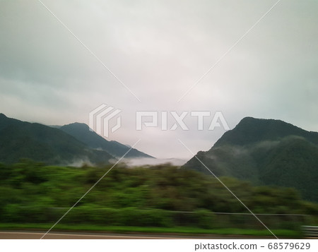 山,日落,雲,雲海 山,日落,雲,雲海 68579629