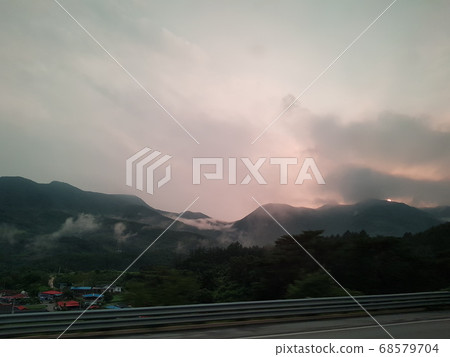 Mountains, sunset, clouds, sea of clouds Mountains, sunset, clouds, sea of clouds 68579704