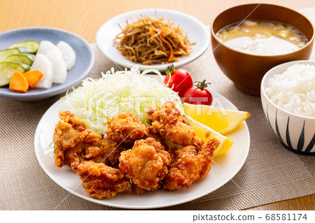 Lunch image Lunch image 68581174