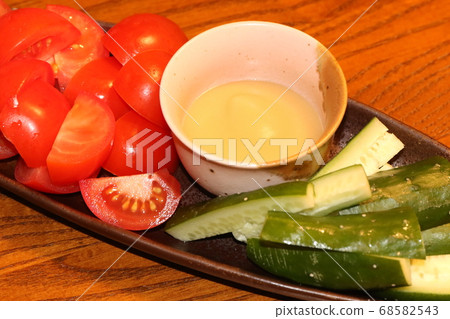 Vegetables 68582543