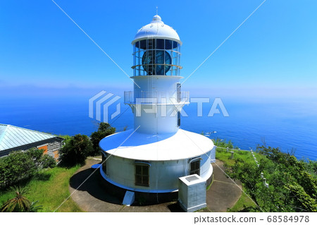 [Kochi Prefecture] Cape Muroto Lighthouse under sunny weather 68584978
