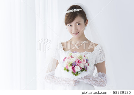 Bride Portrait Bride Portrait 68589120