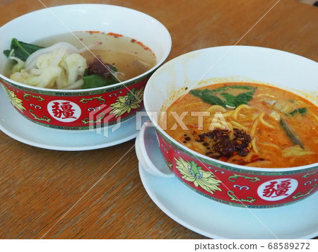 ramen  68589272
