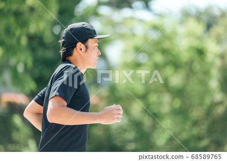 Running men 68589765