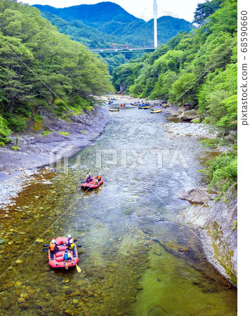 Midsummer rafting (vertical) Midsummer rafting (vertical) 68590660
