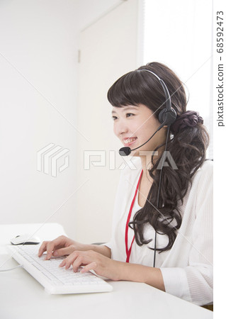 女操作員 68592473