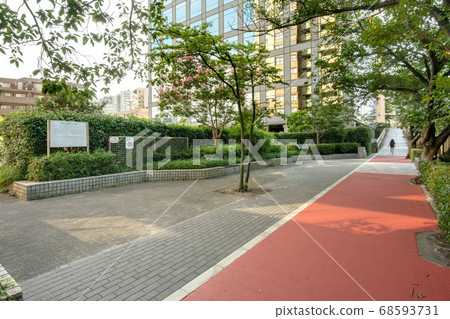 Meguro Riverside Road Street Corner Park Meguro Riverside Road Street Corner Park 68593731