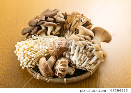 Assorted mushrooms Assorted mushrooms 68594215