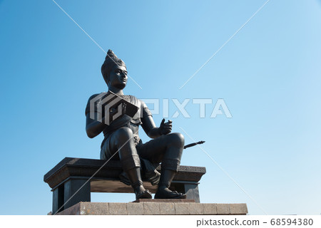 Statue of King Ramkhamhaeng, World Heritage Sukhothai Historical Park, Thailand, Sukhothai 68594380