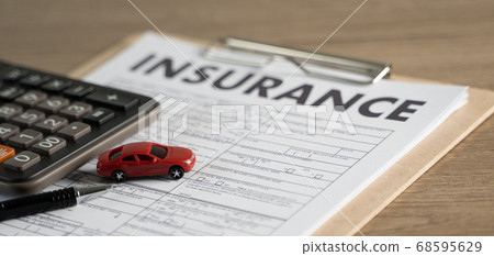 insurance policy and pointing examining insurance 68595629