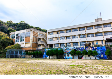 關閉長崎市大江小學歷史記錄[長崎縣長崎市] 68597946