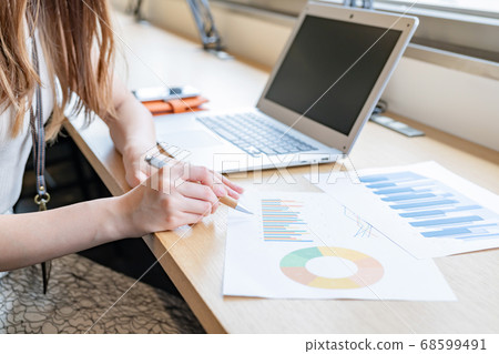 Business woman office image business image 68599491