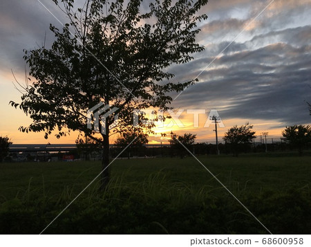 夕陽 夕陽 68600958