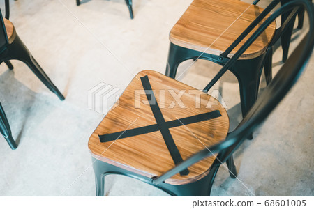 社交距離場地 68601005