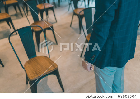 Theater-style venue seating layout Social Distance 68603504