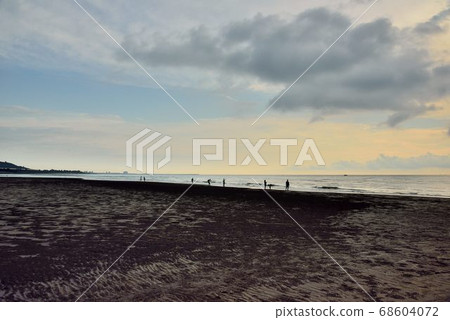 台灣新竹人島般的海濱風光。 台灣新竹人島般的海濱風光。 68604072