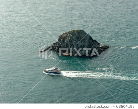 Keelung Island, turtle roar, boat, ocean, transportation 68604195
