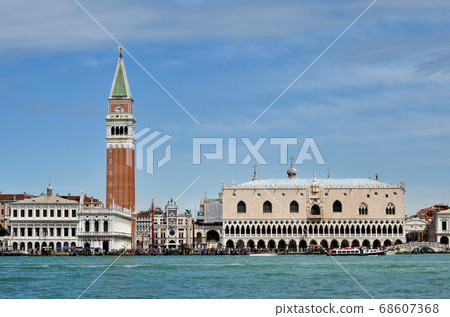 Venice, Piazza San Marco Venice, Piazza San Marco 68607368