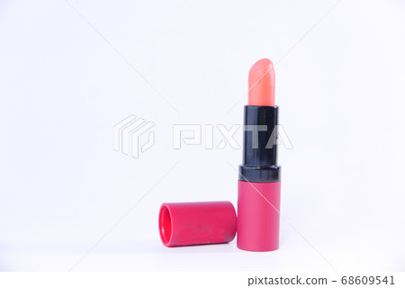 lipstick beauty make up isolated on white. lipstick beauty make up isolated on white. 68609541