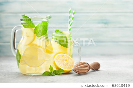 Lemon and mint homemade lemonade Lemon and mint homemade lemonade 68610419