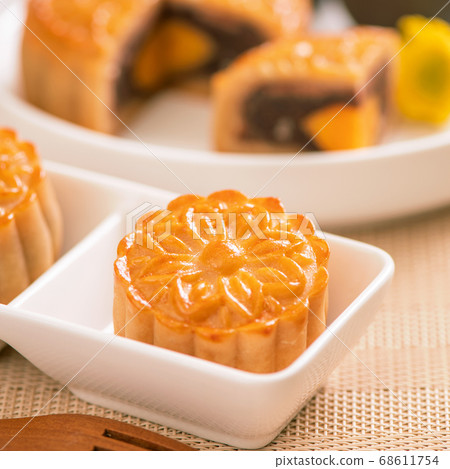中秋節 蛋黃酥 月餅 特寫 Moon Festival yolk pastry cake げっぺい 中秋節 蛋黃酥 月餅 特寫 Moon Festival yolk pastry cake げっぺい 68611754