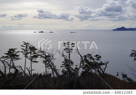 Winter Dogo water supply seen from Cape Nagu 68612265