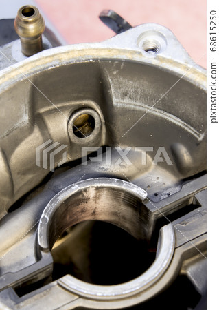 Carburetor vacuum piston overhaul 68615250