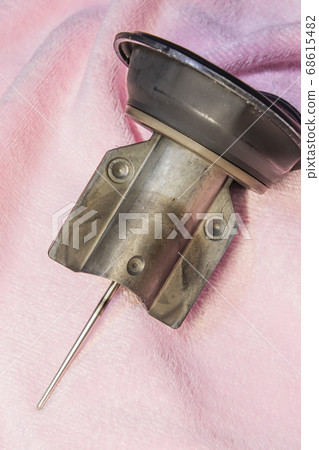 Carburetor vacuum piston overhaul 68615482