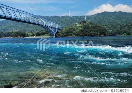 日本三大浪潮之一! Kuronoseto和Kuronoseto橋的漩渦 日本三大浪潮之一! Kuronoseto和Kuronoseto橋的漩渦 68616074