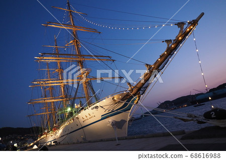 Nagasaki sailboat festival (night version) Nagasaki sailboat festival (night version) 68616988