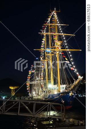Nagasaki sailboat festival (night version) 68617013