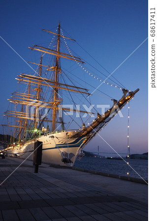 Nagasaki sailboat festival (night version) 68617411