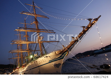 Nagasaki sailboat festival (night version) Nagasaki sailboat festival (night version) 68617424