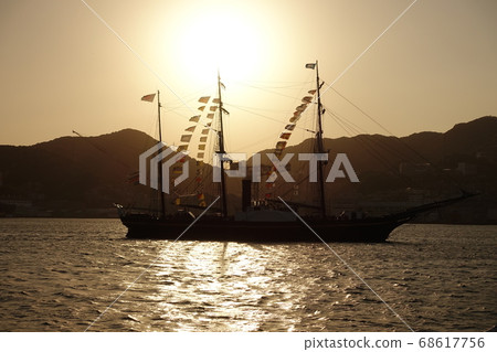 Nagasaki Sailboat Festival (Sunset version) Nagasaki Sailboat Festival (Sunset version) 68617756
