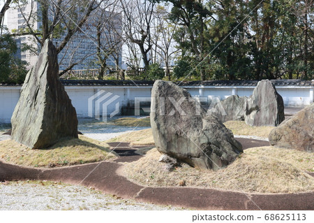 Hideishi garden at Toyokuni Shrine 68625113