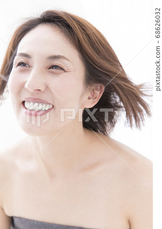 Hair care image 68626032