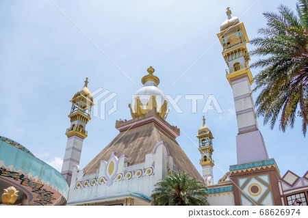 Attractions at Leofoo Village Theme Park in Taiwan 68626974