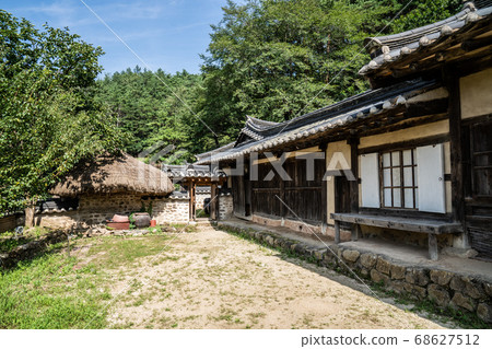 安東河回村的傳統建築 68627512