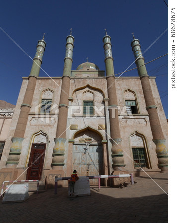 Closed mosque in Xinjiang Uygur 68628675