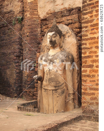 Sukhothai,Thailand - December 25, 2014 Sukhothai,Thailand - December 25, 2014 68629725