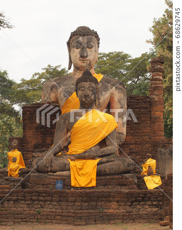 Sukhothai,Thailand - December 25, 2014 Sukhothai,Thailand - December 25, 2014 68629745