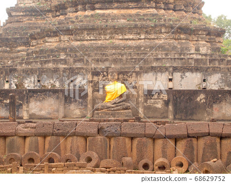 Sukhothai,Thailand - December 25, 2014 Sukhothai,Thailand - December 25, 2014 68629752