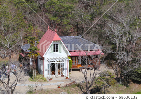 Satsuki and Mei's House (Morikoro Park) 68630132