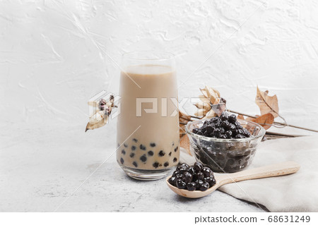 Cold tea with milk delicious beverage drinking products tapioca 059 Cold tea with milk delicious beverage drinking products tapioca 059 68631249
