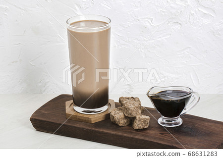 Cold tea with milk delicious beverage drinking products tapioca 031 Cold tea with milk delicious beverage drinking products tapioca 031 68631283
