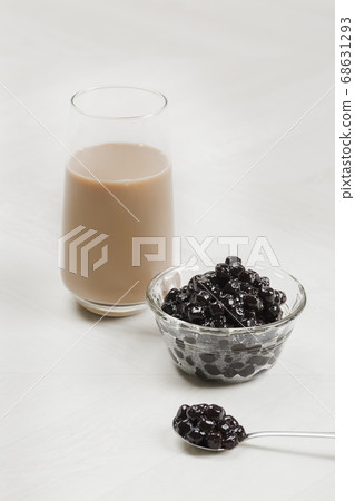 Cold tea with milk delicious beverage drinking products tapioca 046 Cold tea with milk delicious beverage drinking products tapioca 046 68631293