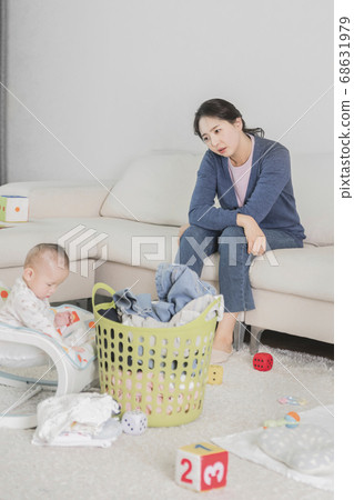 Modern young family concept, young mother and father with newborn 333 Modern young family concept, young mother and father with newborn 333 68631979