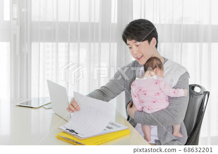 Modern young family concept, young mother and father with newborn 494 Modern young family concept, young mother and father with newborn 494 68632201