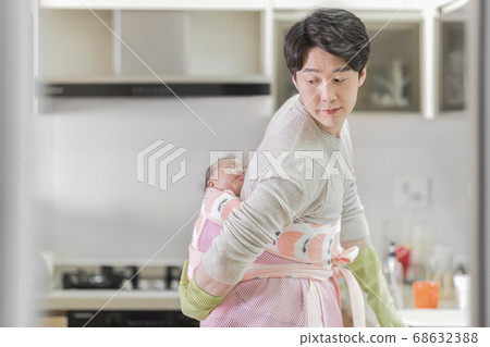 Modern young family concept, young mother and father with newborn 455 Modern young family concept, young mother and father with newborn 455 68632388