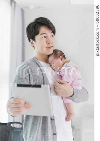 Modern young family concept, young mother and father with newborn 474 Modern young family concept, young mother and father with newborn 474 68632396